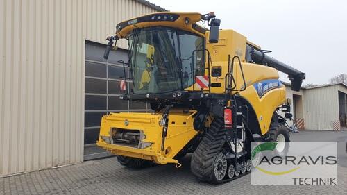 New Holland - CR 8.80 RAUPE