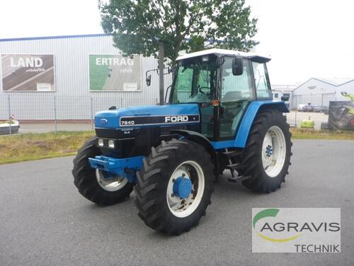 Traktor New Holland - 7840