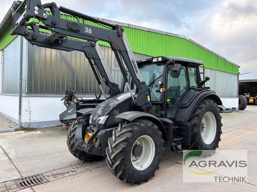 Valtra N 103 HiTech3 anno di costruzione 2017 4 Trazione Ruote