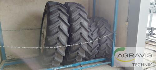 Maintenance Tyre BKT - 480/80 R42 + 420/85 R28