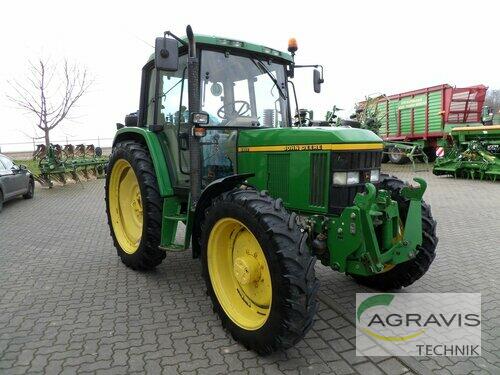 Traktor John Deere - 6410 A