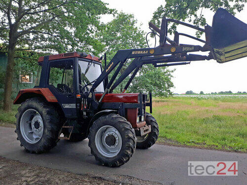 Traktor Case IH - 745+ Frontlader
