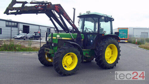 John Deere 2450 Ladowarka przednia Czterokolowy