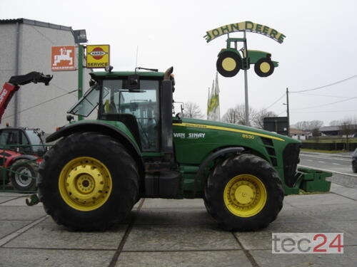 Traktor John Deere - 8530
