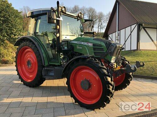 Traktor Fendt - 211 Vario TMS  a.W. Breitreifen