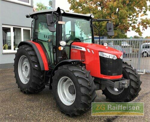 Traktor Massey Ferguson - 4707 Essentail