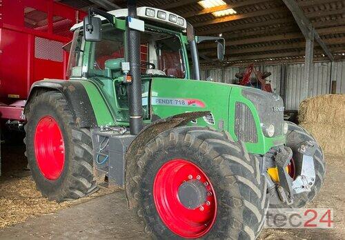 Fendt 718 Com3 anno di costruzione 2009 4 Trazione Ruote