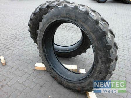 Tyre Pirelli - 230/95R32 (9.5R32) TM 100