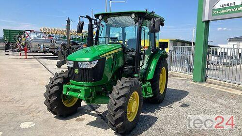 John Deere 5058E