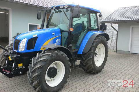 Traktor New Holland - T5040
