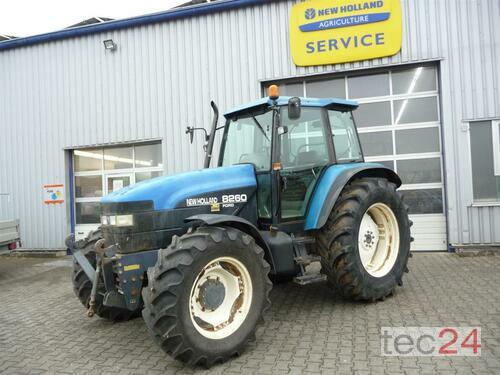 New Holland - Ford 8260