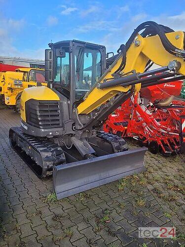 New Holland E55D