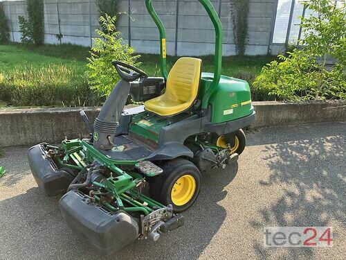 John Deere Greenmäher 2500e Rok produkcji 2011 Herzogenburg