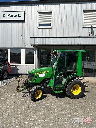 John Deere 2320 Anul fabricaţiei 2012 Tracţiune integrală 4WD