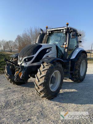 Valtra T144 Hitech Year of Build 2016 4WD