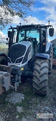 Valtra N 134 HiTech5 Frontlaster Årsmodell 2020