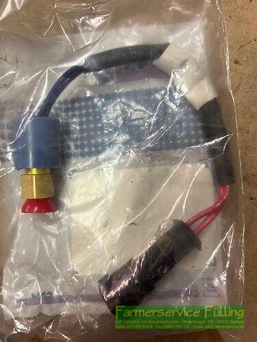 New Holland Druckschalter 87366055 Warburg / Daseburg