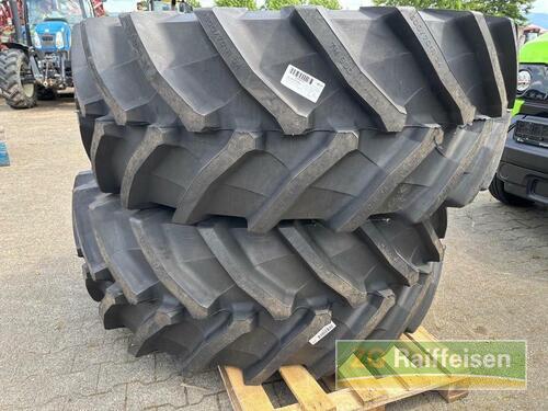 Sonstige/Other - Reifen 600/70-34 T