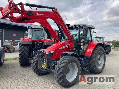 Massey Ferguson 5711 S caricatore anteriore anno di costruzione 2019