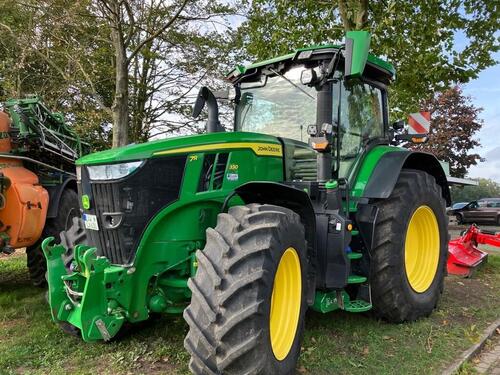 John Deere 7R 330 Rok výroby 2021 Wittingen
