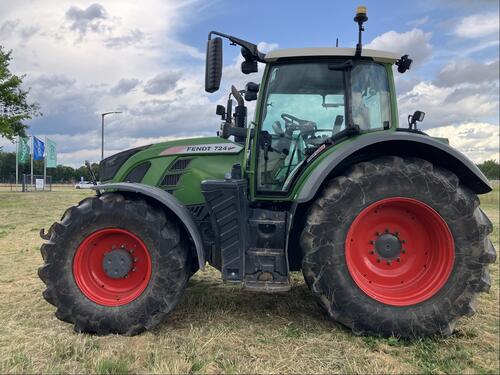 Fendt 724 Vario S4 Rok produkcji 2018 Wittingen