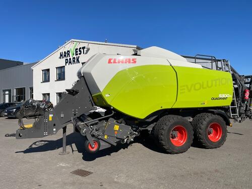 Claas Quadrant 5300 Fc *Nur 2473 Ballen* Anul fabricaţiei 2022 Emsbüren