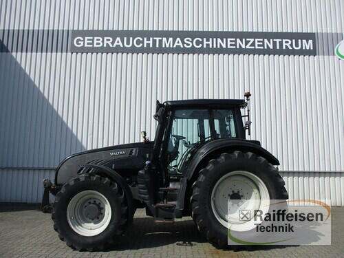 Valtra T 213 Рік виробництва 2012 Holle