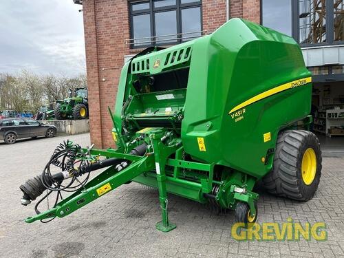 John Deere V451R
