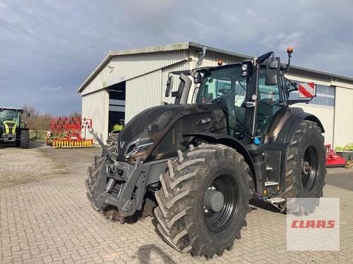 Valtra Q245 Year of Build 2023 4WD