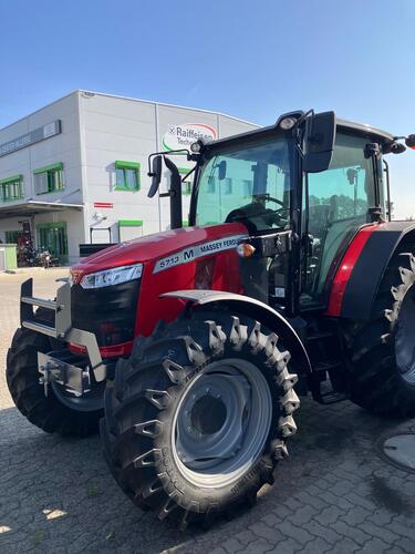 Massey Ferguson 5713 M 4wd Cab Essential Год выпуска 2023 Hillerse