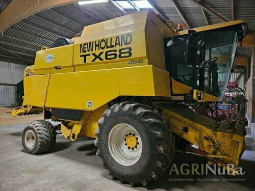 New Holland TX 68 Plus Année de construction 2002 Prenzlau