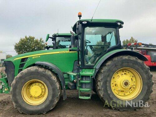 John Deere 8320 R Powrshift Año de fabricación 2011 Accionamiento 4 ruedas