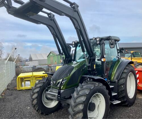 Valtra G105a Front Loader Year of Build 2023
