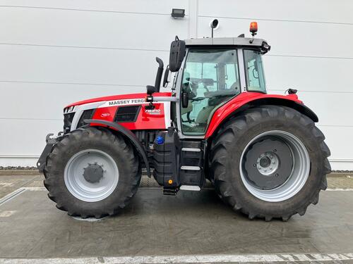Massey Ferguson 7s.210 Dyna-Vt Exclusive Årsmodell 2023 Olsberg