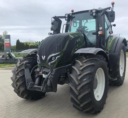 Valtra T175ea Año de fabricación 2023 Woldegk