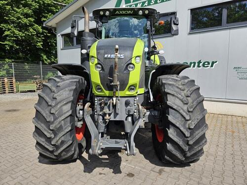 Traktor Claas - AXION 960