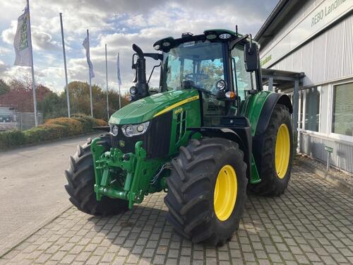 John Deere Traktor 6120m Mit Kabine anno di costruzione 2023 4 Trazione Ruote