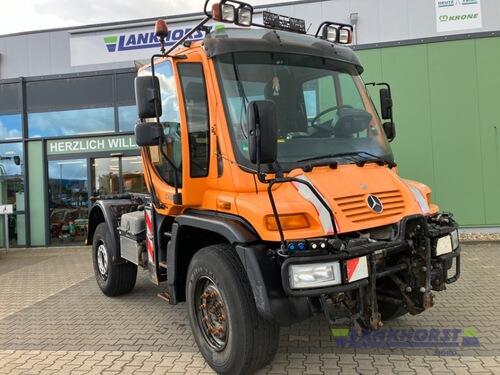 Mercedes-Benz - U 400