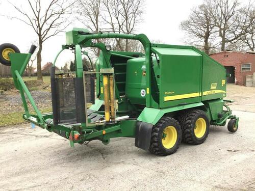 John Deere 744 Kombi-Rundballenpresse Byggeår 2010 Aurich