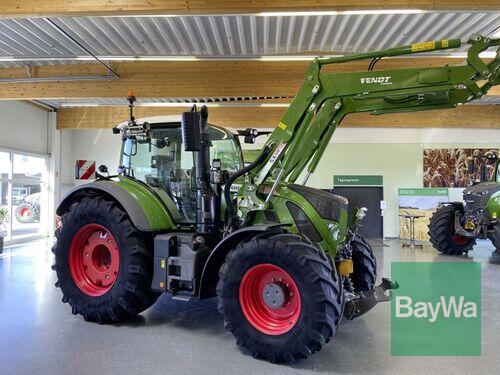 Fendt 724 Vario S4 Profi Plus