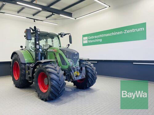 Fendt 718 Vario S4 Profi Plus