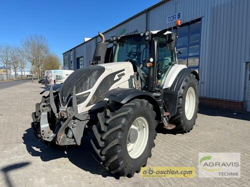 Valtra T 214 D Anul fabricaţiei 2016 Tracţiune integrală 4WD