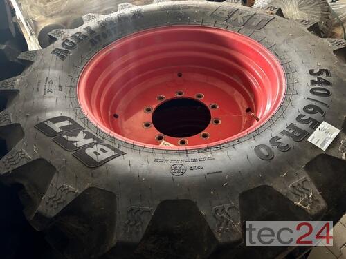 BKT KR540/65R30