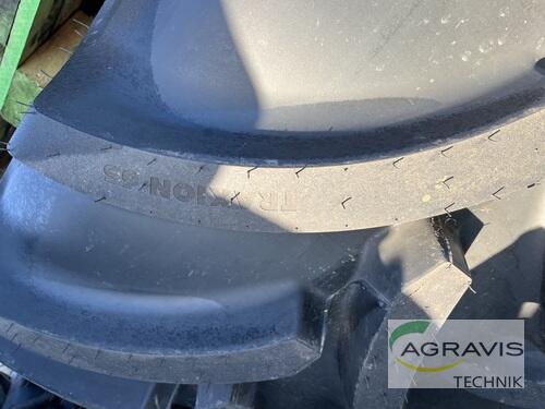 Vredestein 650/65 R42 Alpen