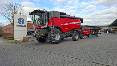 Massey Ferguson Centora 7380 Al Anul fabricaţiei 2015 Hamburg