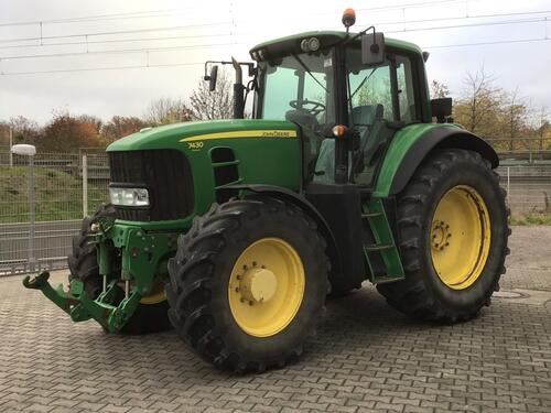 John Deere 7430 Premium Årsmodell 2010 4-hjulsdrift