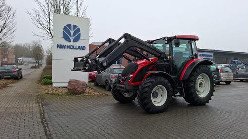 Valtra A95 Ladowarka przednia Rok produkcji 2023