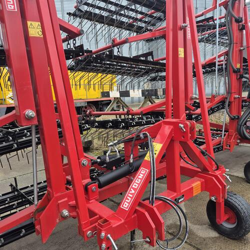 QUIVOGNE Het 1200r Harrows Année de construction 2022 Eleja