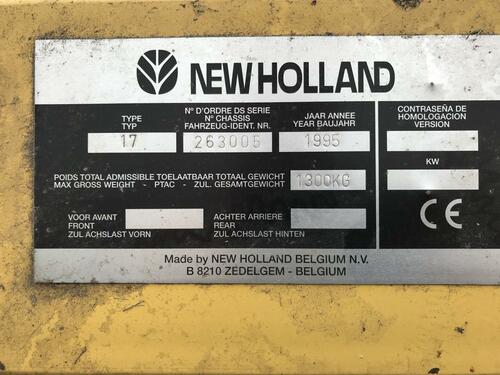 Mähdrescher New Holland - TX 66
