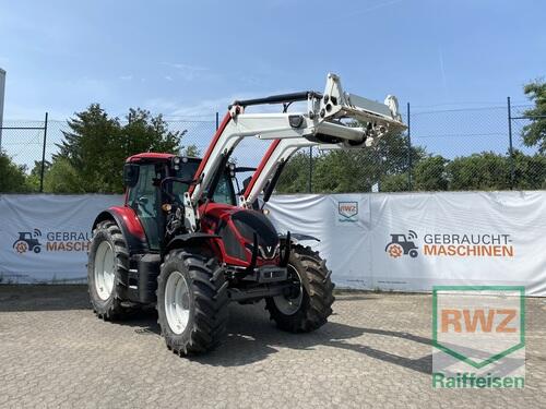 Valtra N135 D Schlepper Ladowarka przednia Rok produkcji 2021